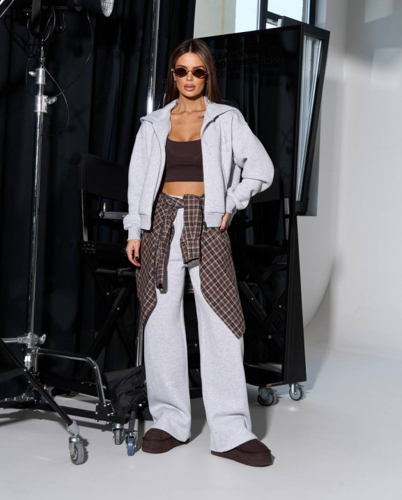 94/1 Спортивний костюм на флісі з капюшоном та вишивкою